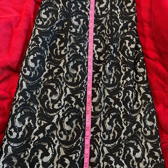 Monique LHUILLER  Elegant Black and White Lace DressSIZE 8 - Picture 9 of 10